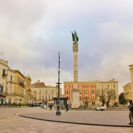 La Casa Di Lucia Castro (Lecce)